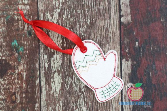 Review: Christmas Winter Mittens ITH Ornament