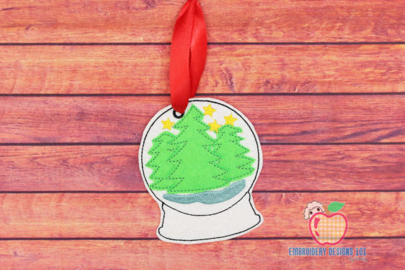 Snow Globe with a Christmas Tree: ITH Review